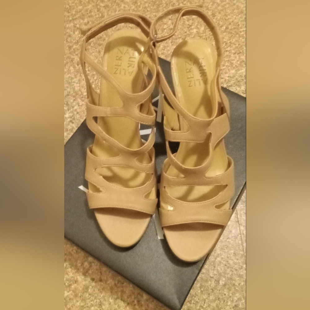 Naturalizer Taupe Strappy Sandals